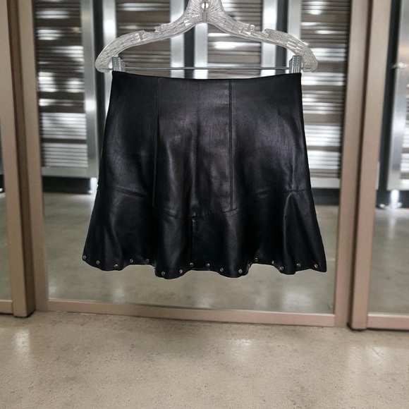 Mango Faux leather mini skirt - Picture 14 of 14